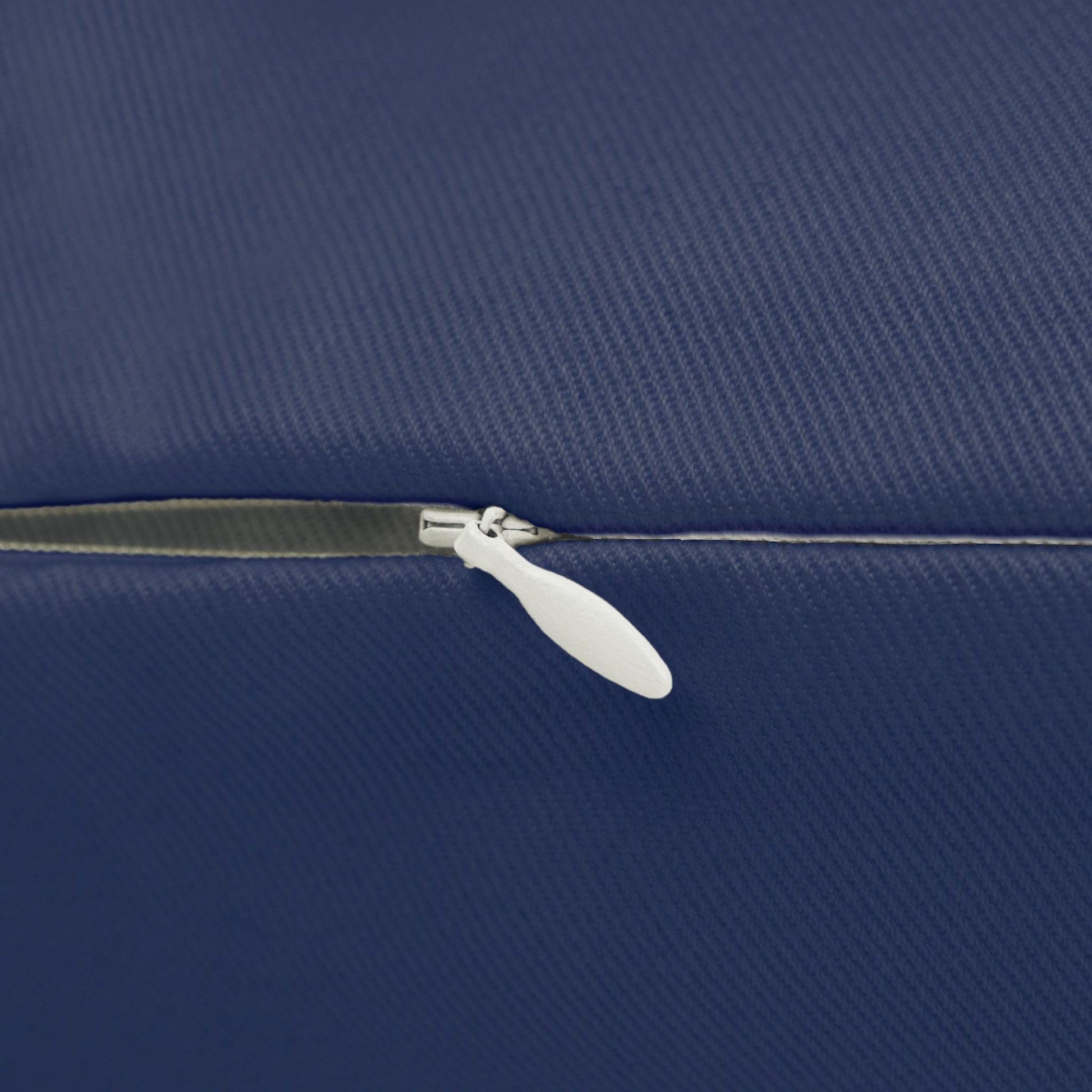 Golf Flag Number 18 Pillow, Golf Lover Gift, Decorative Throw Cushion, Sports Fan Bedroom Decor, Unique Golfing Present