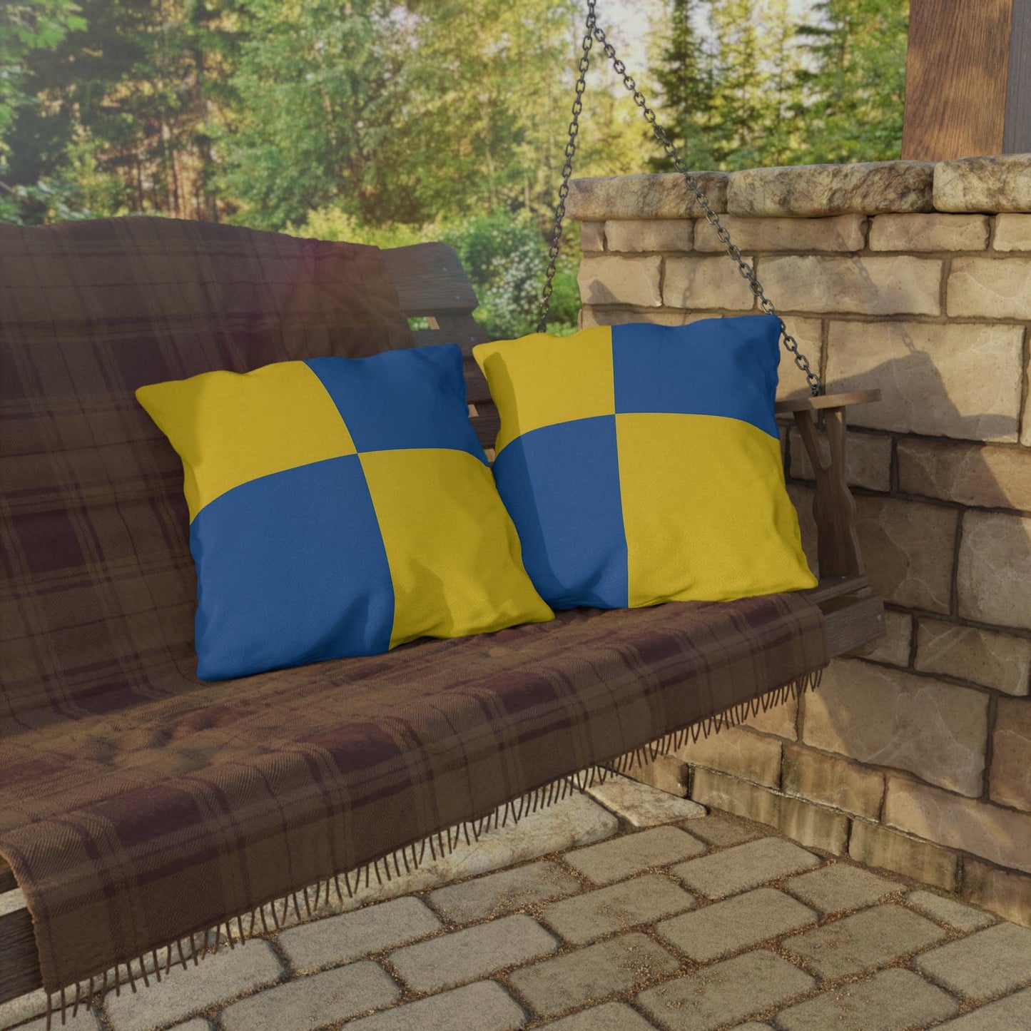 Nautical Flag W Outdoor Pillow - Boat Yacht Lovers Coastal House Decor, Beach House Pillow, Ocean Theme Cushion, Patio Pillow Cover, Sea